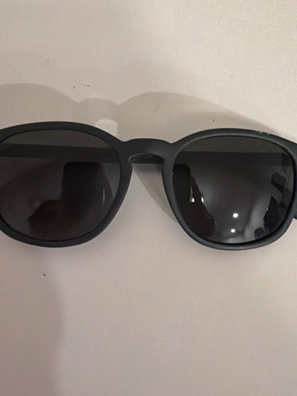 Waterhaul dark gray round sunglasses